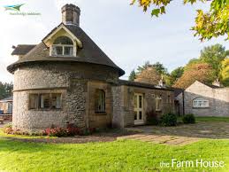 Escape to the Peak District: Your Perfect Weekend Getaway! Exped 2025